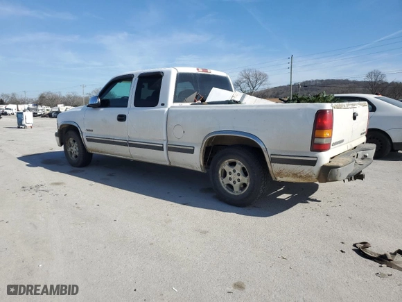 1999 Chevrolet Silverado 1500 LS with VIN 2GCEC19T8X1184568, listed as a Copart auction lot 43210875 with 223,160 mi miles and Clean Title. Bid and sale history available at carsss.com. Image 2.