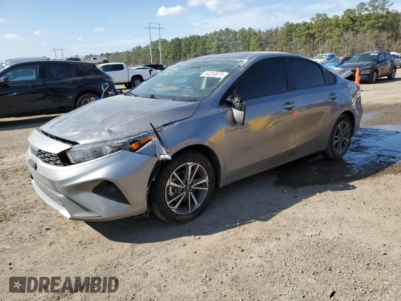 2023 Kia Forte LXS with VIN 3KPF24AD8PE622862, listed as a Copart auction lot 44233675 with 33,719 mi miles and Salvage Title. Bid and sale history available at carsss.com. Image 1.