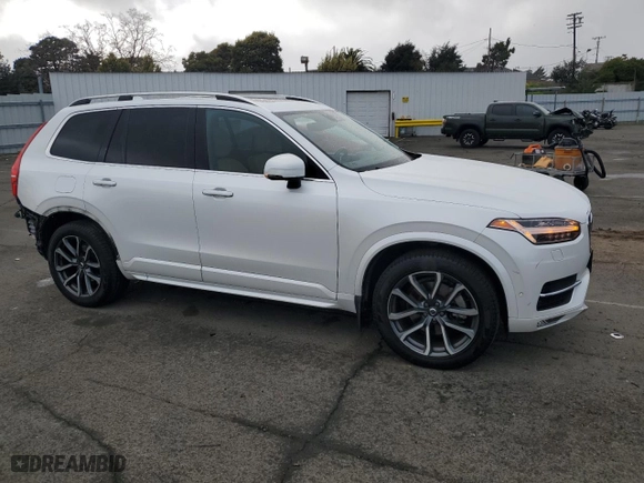 2018 Volvo XC90 Momentum with VIN YV4A22PK4J1327124, listed as a Copart auction lot 49428205 with NaN miles and Salvage Title. Bid and sale history available at carsss.com. Image 4.