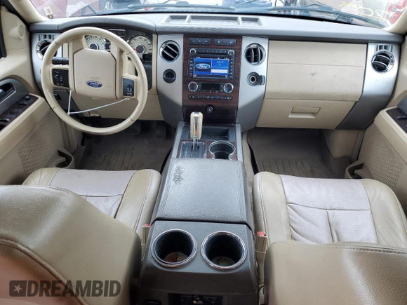 2011 Ford Expedition XLT z VIN 1FMJU1H55BEF34210, wystawiony jako Copart lot #54511145 z przebiegiem 153 695 mil mil oraz Czysty tytuł • Clean title. Historia ofert i sprzedaży dostępna na DreamBid. Obrazek 8.