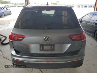 2022 Volkswagen Tiguan SE с VIN 3VV2B7AX4NM056763, выставлен на аукционе Copart как лот 61078065 с пробегом Не указан миль и На запчасти • Non repairable. История ставок и продаж доступна на DreamBid. Изображение 6.