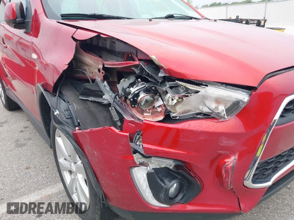 2015 Mitsubishi Outlander SE with VIN 4A4AP4AU2FE012096, listed as a IAAI auction lot 42173618 with 113,470 mi miles and . Bid and sale history available at DreamBid. Image 6.