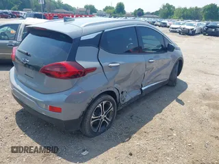 2021 Chevrolet Bolt EV Premier z VIN 1G1FZ6S01M4106836, wystawiony jako IAAI lot #42438764 z przebiegiem 27 894 mil mil oraz . Historia ofert i sprzedaży dostępna na DreamBid. Obrazek 4.