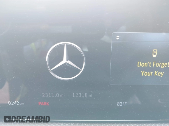 2025 Mercedes-Benz CLA 250 z VIN W1K5J4GB3SN516138, wystawiony jako IAAI lot #41903335 z przebiegiem 12 318 mil mil oraz . Historia ofert i sprzedaży dostępna na DreamBid. Obrazek 7.