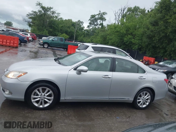 2011 Lexus ES 330 with VIN JTHBK1EG4B2450478, listed as a IAAI auction lot 42407041 with 208,695 mi miles and . Bid and sale history available at DreamBid. Image 14.