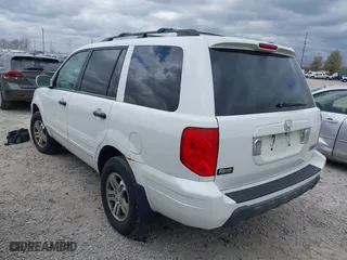 2004 Honda Pilot EX with VIN 2HKYF18604H559427, listed as a IAAI auction lot 42045954 with 361,939 mi miles. Bid and sale history available at carsss.com. Image 3.