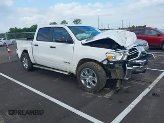 2023 Ram 1500 Big Horn с VIN 1C6SRFFT0PN595214, выставлен на аукционе IAAI как лот 42378470 с пробегом 42 557 миль миль и . История ставок и продаж доступна на DreamBid. Изображение 1.