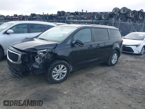2016 Kia Sedona LX with VIN KNDMB5C19G6087692, listed as a IAAI auction lot 41187134 with 1 mi miles. Bid and sale history available at carsss.com. Image 2.