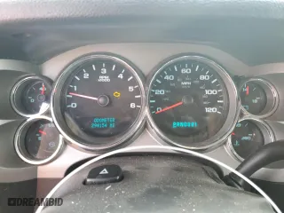 2008 Chevrolet Silverado 1500 LT w/1LT with VIN 2GCEK13M181168234, listed as a Copart auction lot 44300925 with 294,154 mi miles and Salvage Title. Bid and sale history available at carsss.com. Image 9.