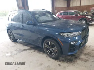 2022 BMW X7 xDrive40i z VIN 5UXCW2C06N9J14282, wystawiony jako IAAI lot #42122751 z przebiegiem 16 896 mil mil oraz . Historia ofert i sprzedaży dostępna na DreamBid. Obrazek 1.