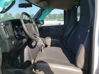 2019 GMC Savana Cargo Van with VIN 1GTW7AFGXK1316440, listed as a Copart auction lot 57411764 with 60,298 mi miles and Salvage Title. Bid and sale history available at carsss.com. Image 7.