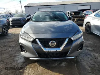 2020 Nissan Maxima Platinum with VIN 1N4AA6FVXLC380674, listed as a Copart auction lot 36860834 with 47,516 mi miles and Clean Title. Bid and sale history available at DreamBid. Image 5.