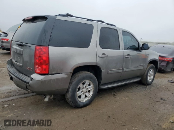 2009 GMC Yukon SLT w/4SB with VIN 1GKFK33019R240494, listed as a Copart auction lot 42584665 with 270,521 mi miles and Salvage Title. Bid and sale history available at carsss.com. Image 3.