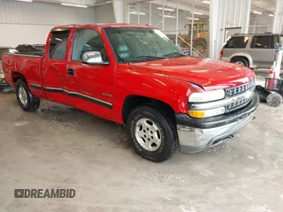 2001 Chevrolet Silverado 1500 LS with VIN 2GCEK19T211364882, listed as a IAAI auction lot 41591993 with 261,155 mi miles and . Bid and sale history available at DreamBid. Image 1.