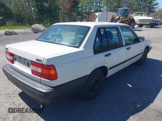 1995 Volvo 900 Action с VIN YV1JS8314S3208010, выставлен на аукционе IAAI как лот 42159413 с пробегом 232 370 миль миль и . История ставок и продаж доступна на DreamBid. Изображение 4.