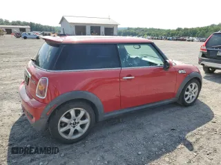 2009 MINI Hardtop S with VIN WMWMF73519TW84971, listed as a Copart auction lot 62074335 with 177,724 mi miles and Clean title. Bid and sale history available at DreamBid. Image 3.