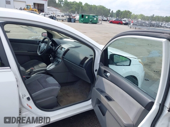 2007 Nissan Sentra S with VIN 3N1AB61E67L626700, listed as a IAAI auction lot 42461720 with 173,360 mi miles and . Bid and sale history available at DreamBid. Image 5.