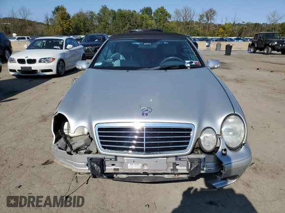 2002 Mercedes-Benz CLK with VIN WDBLK70G82T110291, listed as a Copart auction lot 75562454 with 152,132 mi miles and Salvage Title. Bid and sale history available at carsss.com. Image 5.