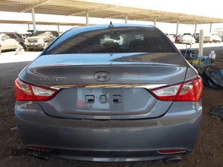 2011 Hyundai Sonata SE with VIN 5NPEC4ACXBH198623, listed as a IAAI auction lot 41681404 with 140,224 mi miles. Bid and sale history available at carsss.com. Image 17.