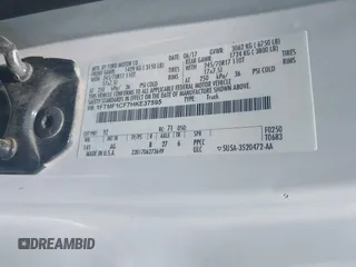 2017 Ford F-150 XL с VIN 1FTMF1CF7HKE37595, выставлен на аукционе IAAI как лот 42392847 с пробегом 250 772 миль миль и . История ставок и продаж доступна на DreamBid. Изображение 9.
