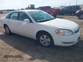 2008 Chevrolet Impala LT with VIN 2G1WT58K181217229, listed as a IAAI auction lot 42181437 with 220,597 mi miles and . Bid and sale history available at DreamBid. Image 1.