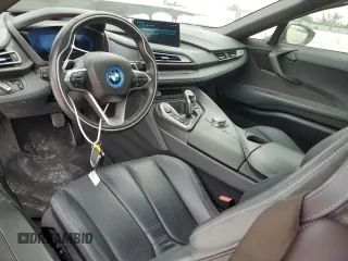 2019 BMW i8 z VIN WBY2Z6C50KVB83206, wystawiony jako Copart lot #81693973 z przebiegiem 25 712 mil mil oraz . Historia ofert i sprzedaży dostępna na DreamBid. Obrazek 8.