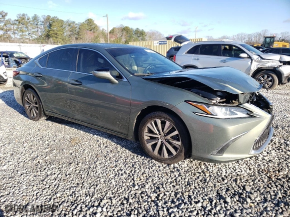 2019 Lexus ES with VIN 58ABZ1B11KU023085, listed as a Copart auction lot 47948015 with 70,676 mi miles and Salvage Title. Bid and sale history available at carsss.com. Image 4.