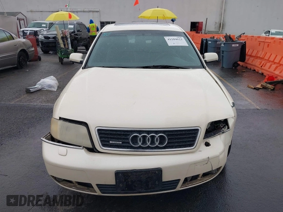 2000 Audi A6 z VIN WAUED24B6YN045067, wystawiony jako IAAI lot #41104622 z przebiegiem 182 126 mil mil oraz . Historia ofert i sprzedaży dostępna na DreamBid. Obrazek 12.
