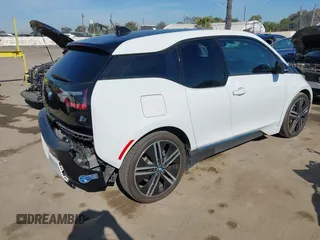 2017 BMW i3 z VIN WBY1Z8C31HV894473, wystawiony jako IAAI lot #41870525 z przebiegiem 96 414 mil mil oraz . Historia ofert i sprzedaży dostępna na DreamBid. Obrazek 4.