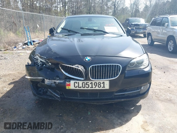 2011 BMW 5 Series 528i with VIN WBAFR1C59BC672733, listed as a IAAI auction lot 41777089 with 201,470 mi miles and . Bid and sale history available at carsss.com. Image 6.