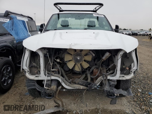 2013 Ford F-250 XL with VIN 1FTBF2A63DEA26381, listed as a Copart auction lot 73170264 with 166,475 mi miles and Salvage Title. Bid and sale history available at DreamBid. Image 5.