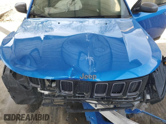 2021 Jeep Compass 80th Anniversary z VIN 3C4NJCEB8MT549145, wystawiony jako Copart lot #61229145 z przebiegiem Nie podano mil oraz Czysty tytuł • Clean title. Historia ofert i sprzedaży dostępna na DreamBid. Obrazek 11.