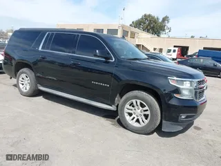 2015 Chevrolet Suburban LT with VIN 1GNSKJKC4FR631247, listed as a IAAI auction lot 41851543 with 37,656 mi miles. Bid and sale history available at carsss.com. Image 1.