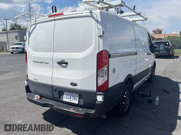 2021 Ford Transit с VIN 1FTBR1YG8MKA40049, выставлен на аукционе IAAI как лот 42843942 с пробегом 78 346 миль миль и . История ставок и продаж доступна на DreamBid. Изображение 9.
