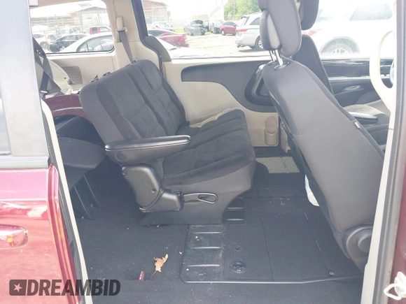 2018 Dodge Grand Caravan SE Plus with VIN 2C4RDGBG4JR253361, listed as a IAAI auction lot 42090745 with 237,044 mi miles and . Bid and sale history available at DreamBid. Image 8.