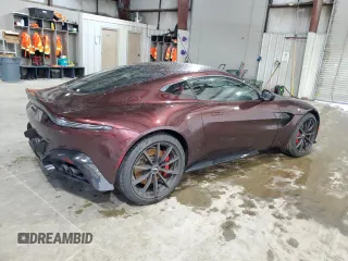 2020 Aston Martin Vantage z VIN SCFSMGAWXLGN03959, wystawiony jako Copart lot #69373894 z przebiegiem 25 996 mil mil oraz Szkoda całkowita • Salvage title. Historia ofert i sprzedaży dostępna na DreamBid. Obrazek 3.