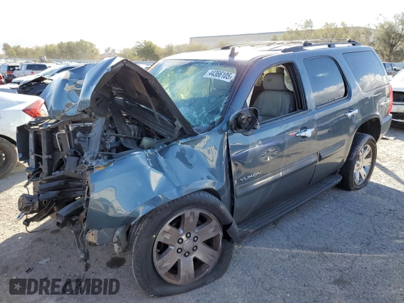 2008 GMC Yukon SLT w/4SB with VIN 1GKFC13J58J172594, listed as a Copart auction lot 44366105 with 0 mi miles and Salvage Title. Bid and sale history available at carsss.com. Image 1.