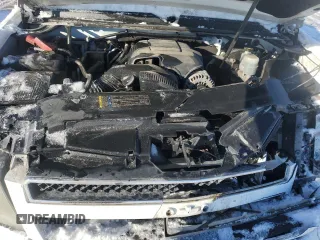 2011 Chevrolet Suburban LS with VIN 1GNSCHE08BR164898, listed as a Copart auction lot 41535965 with 199,649 mi miles and Salvage Title. Bid and sale history available at carsss.com. Image 13.