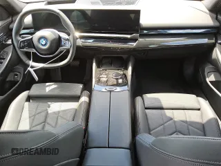 2024 BMW i5 eDrive40 with VIN WBY33FK02RCR91118, listed as a Copart auction lot 53308205 with Not Provided miles and Clean Title. Bid and sale history available at DreamBid. Image 8.