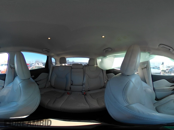 2019 Jeep Cherokee Limited с VIN 1C4PJLDB2KD143844, выставлен на аукционе IAAI как лот 41597887 с пробегом 134 906 миль миль и . История ставок и продаж доступна на DreamBid. Изображение 18.