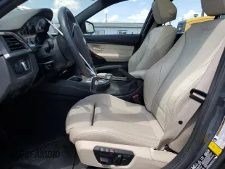 2015 BMW 3 Series 335i xDrive с VIN WBA3B9G53FNR93869, выставлен на аукционе Copart как лот 62071505 с пробегом 60 225 миль миль и Списание • Salvage title. История ставок и продаж доступна на DreamBid. Изображение 7.