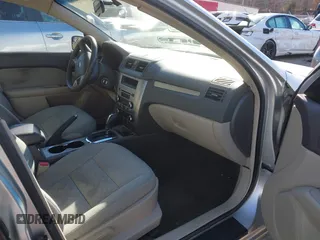 2012 Ford Fusion SE with VIN 3FAHP0HA9CR373284, listed as a IAAI auction lot 41596160 with 132,037 mi miles. Bid and sale history available at carsss.com. Image 5.