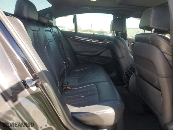 2018 BMW 5 Series M550i xDrive with VIN WBAJB9C5XJB049624, listed as a Copart auction lot 48846695 with 0 mi miles and Salvage Title. Bid and sale history available at carsss.com. Image 10.