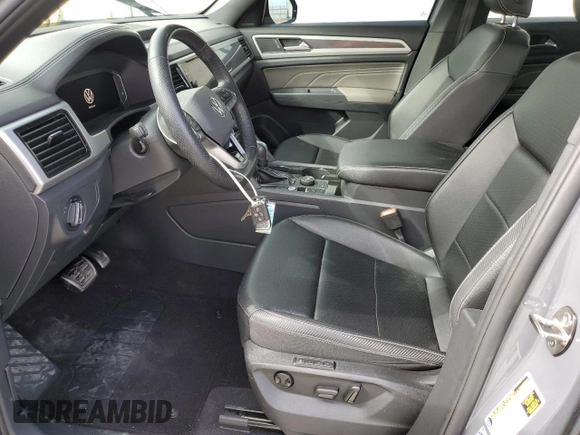 2021 Volkswagen Atlas SEL with VIN 1V2SE2CA8MC219429, listed as a Copart auction lot 51697165 with 70,788 mi miles and Salvage title. Bid and sale history available at DreamBid. Image 7.