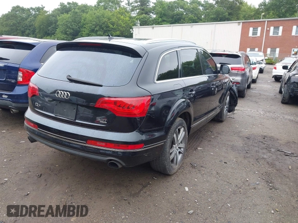 2015 Audi Q7 Premium Plus with VIN WA1LGAFEXFD028885, listed as a IAAI auction lot 42619526 with 145,126 mi miles and . Bid and sale history available at DreamBid. Image 4.