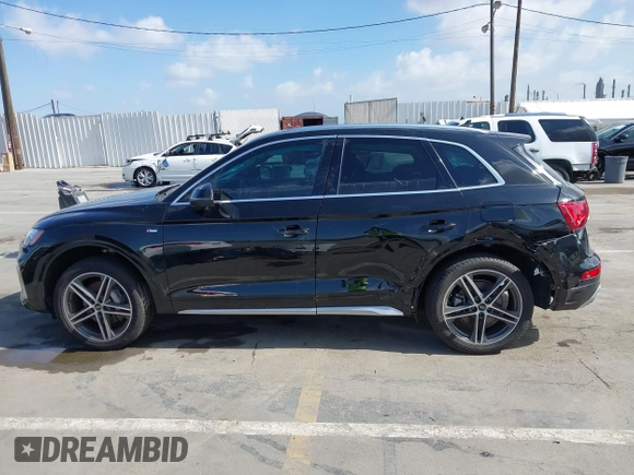 2021 Audi Q5 Premium Plus z VIN WA1E2AFY2M2045125, wystawiony jako IAAI lot #42251738 z przebiegiem 44 395 mil mil oraz . Historia ofert i sprzedaży dostępna na DreamBid. Obrazek 15.