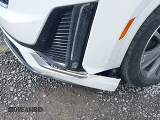 2020 Cadillac XT6 FWD Premium Luxury z VIN 1GYKPCRSXLZ137290, wystawiony jako IAAI lot #41814228 z przebiegiem 61 661 mil mil oraz . Historia ofert i sprzedaży dostępna na DreamBid. Obrazek 6.