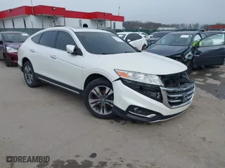 2014 Honda Crosstour EX-L with VIN 5J6TF2H50EL002077, listed as a IAAI auction lot 41486583 with 109,826 mi miles. Bid and sale history available at carsss.com. Image 1.