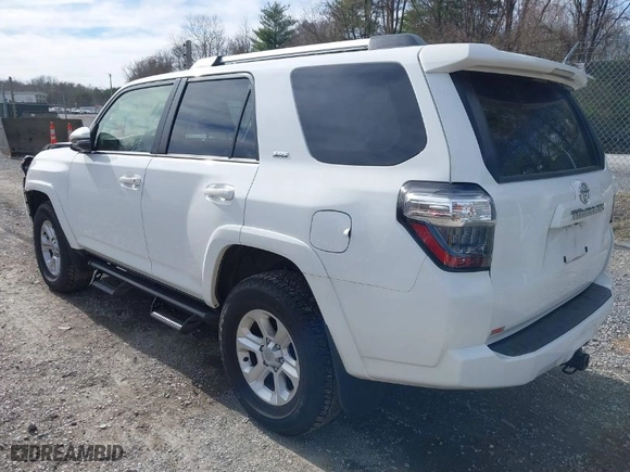 2024 Toyota 4Runner SR5 Premium with VIN JTENU5JR7R6245422, listed as a IAAI auction lot 41863652 with 12,991 mi miles. Bid and sale history available at carsss.com. Image 3.