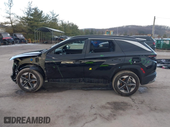 2025 Hyundai Tucson SEL Convenience with VIN 5NMJCCDE8SH462442, listed as a IAAI auction lot 41514124 with 6,774 mi miles and . Bid and sale history available at carsss.com. Image 15.